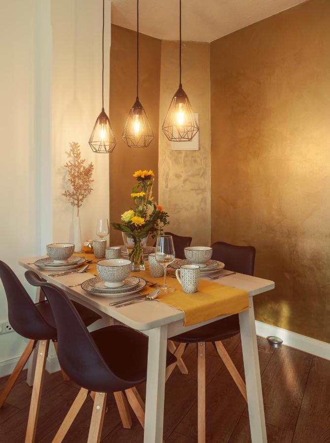 Goldrausch - Glanzvolle Ferienwohnung In Meissen Am Lutherplatz Eksteriør billede